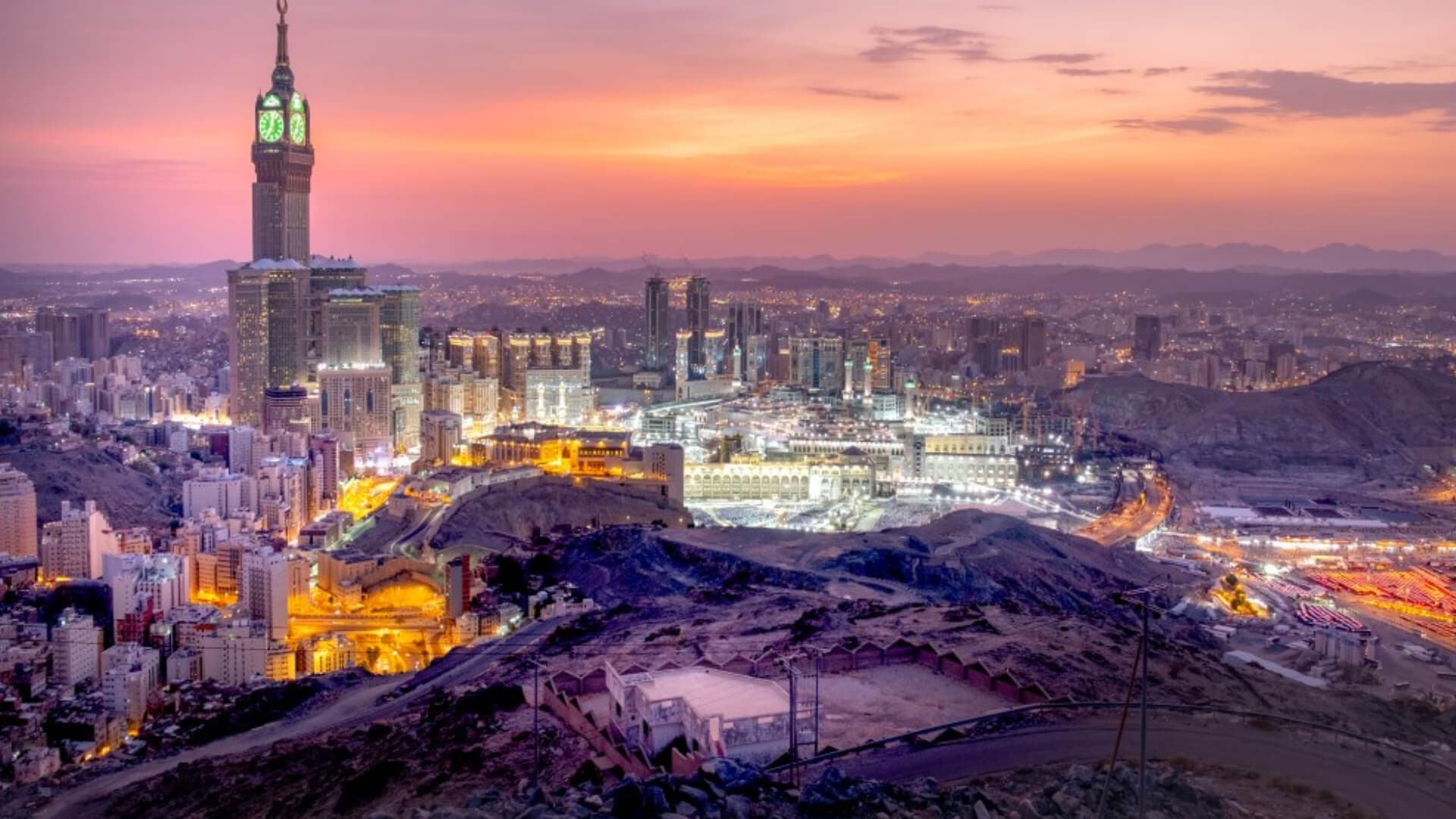 Hajj & Umrah by Bus from the UAE: A Practical Guide